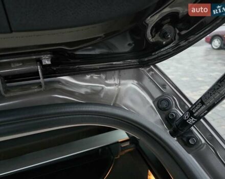 Коричневый Хендай и40, объемом двигателя 1.69 л и пробегом 321 тыс. км за 12200 $, фото 43 на Automoto.ua