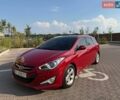 Червоний Хендай і40, об'ємом двигуна 1.7 л та пробігом 254 тис. км за 9300 $, фото 1 на Automoto.ua
