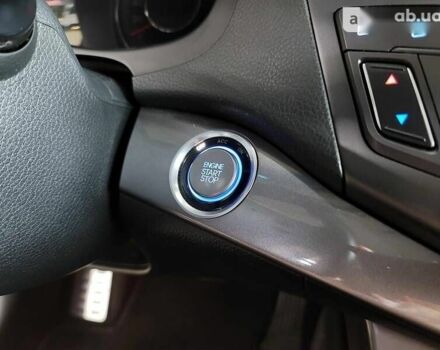 Хендай и40, объемом двигателя 1.7 л и пробегом 150 тыс. км за 16900 $, фото 14 на Automoto.ua