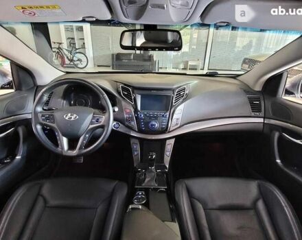 Хендай и40, объемом двигателя 1.7 л и пробегом 150 тыс. км за 16900 $, фото 17 на Automoto.ua