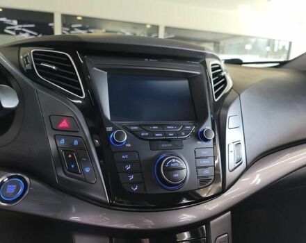 Хендай и40, объемом двигателя 1.7 л и пробегом 150 тыс. км за 16900 $, фото 15 на Automoto.ua