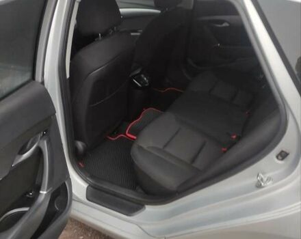 Хендай и40, объемом двигателя 1.69 л и пробегом 273 тыс. км за 8000 $, фото 7 на Automoto.ua