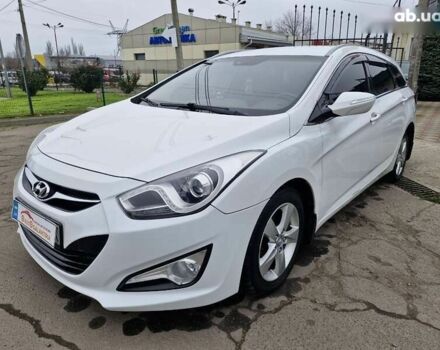 Хендай и40, объемом двигателя 1.7 л и пробегом 245 тыс. км за 6999 $, фото 2 на Automoto.ua