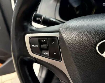 Хендай и40, объемом двигателя 1.7 л и пробегом 337 тыс. км за 9790 $, фото 12 на Automoto.ua