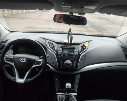 Хендай и40, объемом двигателя 1.69 л и пробегом 273 тыс. км за 8000 $, фото 9 на Automoto.ua