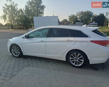 Хендай і40, об'ємом двигуна 1.7 л та пробігом 279 тис. км за 10500 $, фото 4 на Automoto.ua