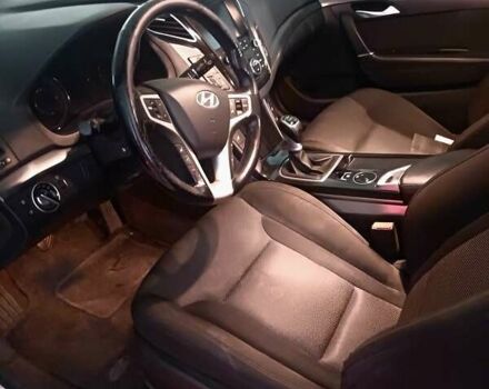 Хендай і40, об'ємом двигуна 1.7 л та пробігом 279 тис. км за 10500 $, фото 6 на Automoto.ua