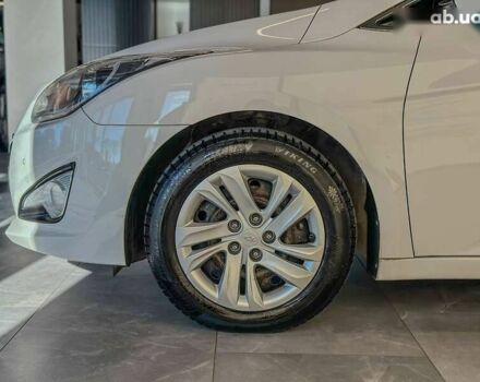 Хендай і40, об'ємом двигуна 0 л та пробігом 288 тис. км за 9300 $, фото 5 на Automoto.ua