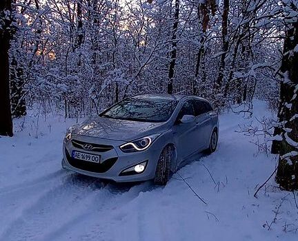 Хендай и40, объемом двигателя 17 л и пробегом 270 тыс. км за 9500 $, фото 1 на Automoto.ua