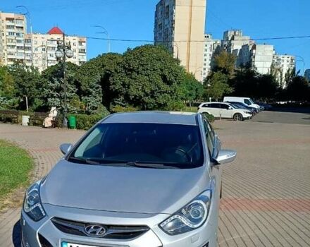 Серый Хендай и40, объемом двигателя 2 л и пробегом 142 тыс. км за 9970 $, фото 14 на Automoto.ua