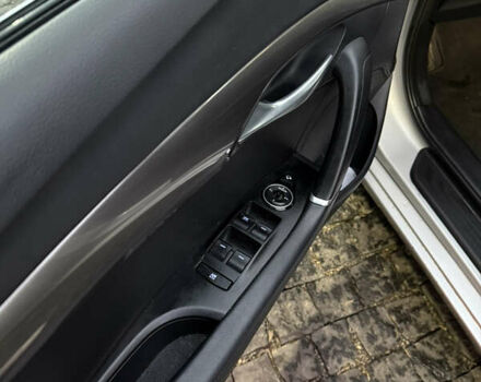 Сірий Хендай і40, об'ємом двигуна 1.69 л та пробігом 150 тис. км за 8100 $, фото 16 на Automoto.ua