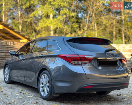 Серый Хендай и40, объемом двигателя 1.69 л и пробегом 142 тыс. км за 9100 $, фото 15 на Automoto.ua