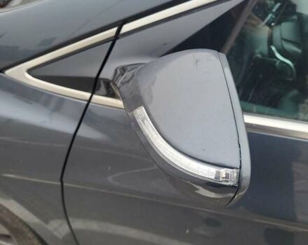 Серый Хендай и40, объемом двигателя 1.7 л и пробегом 238 тыс. км за 8500 $, фото 3 на Automoto.ua