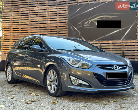 Серый Хендай и40, объемом двигателя 1.69 л и пробегом 142 тыс. км за 9100 $, фото 6 на Automoto.ua