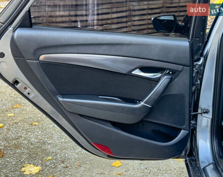 Серый Хендай и40, объемом двигателя 1.69 л и пробегом 142 тыс. км за 9100 $, фото 73 на Automoto.ua