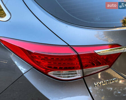 Серый Хендай и40, объемом двигателя 1.69 л и пробегом 142 тыс. км за 9100 $, фото 41 на Automoto.ua