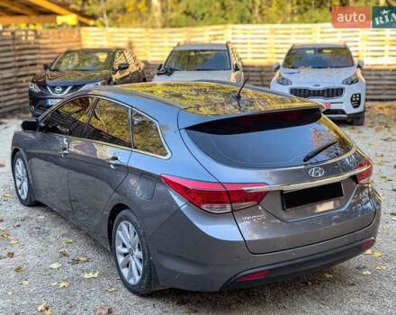 Серый Хендай и40, объемом двигателя 1.69 л и пробегом 142 тыс. км за 9100 $, фото 17 на Automoto.ua