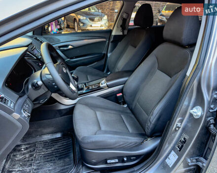 Серый Хендай и40, объемом двигателя 1.69 л и пробегом 142 тыс. км за 9100 $, фото 56 на Automoto.ua