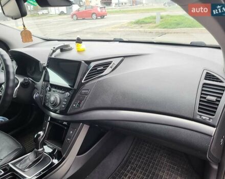 Серый Хендай и40, объемом двигателя 1.7 л и пробегом 238 тыс. км за 8500 $, фото 24 на Automoto.ua