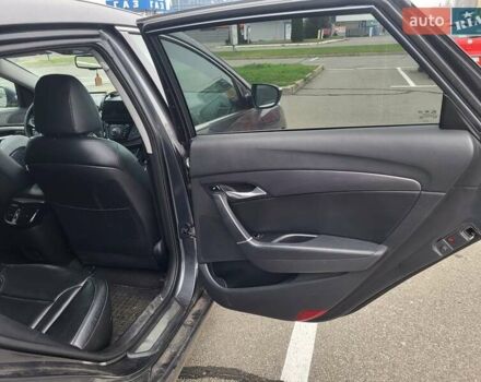 Серый Хендай и40, объемом двигателя 1.7 л и пробегом 238 тыс. км за 8500 $, фото 17 на Automoto.ua