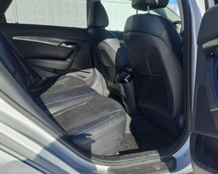 Серый Хендай и40, объемом двигателя 1.7 л и пробегом 261 тыс. км за 9900 $, фото 7 на Automoto.ua