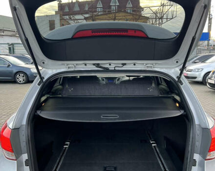 Серый Хендай и40, объемом двигателя 1.7 л и пробегом 169 тыс. км за 8100 $, фото 14 на Automoto.ua