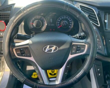 Серый Хендай и40, объемом двигателя 1.7 л и пробегом 180 тыс. км за 10300 $, фото 12 на Automoto.ua