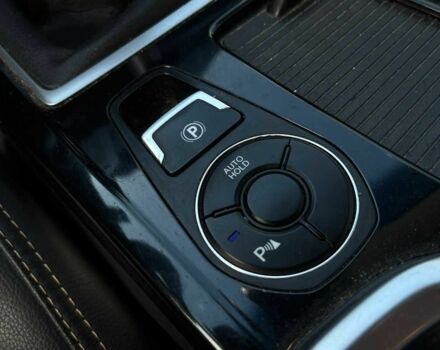 Серый Хендай и40, объемом двигателя 1.7 л и пробегом 180 тыс. км за 10300 $, фото 22 на Automoto.ua