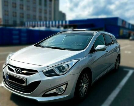 Серый Хендай и40, объемом двигателя 2 л и пробегом 268 тыс. км за 9900 $, фото 4 на Automoto.ua