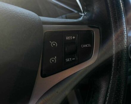 Серый Хендай и40, объемом двигателя 1.7 л и пробегом 180 тыс. км за 10300 $, фото 14 на Automoto.ua