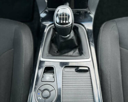 Серый Хендай и40, объемом двигателя 1.7 л и пробегом 169 тыс. км за 8100 $, фото 17 на Automoto.ua