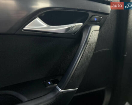 Серый Хендай и40, объемом двигателя 1.7 л и пробегом 169 тыс. км за 8100 $, фото 13 на Automoto.ua