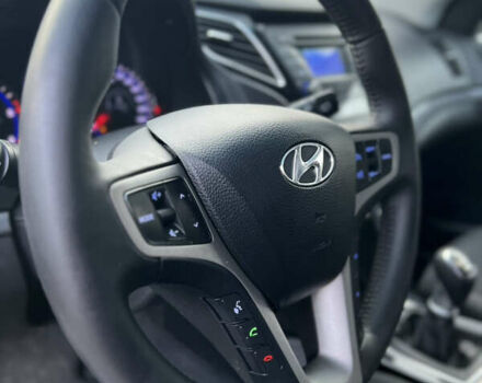 Серый Хендай и40, объемом двигателя 1.7 л и пробегом 169 тыс. км за 8100 $, фото 6 на Automoto.ua