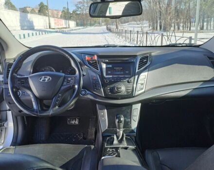 Серый Хендай и40, объемом двигателя 1.7 л и пробегом 261 тыс. км за 9900 $, фото 14 на Automoto.ua