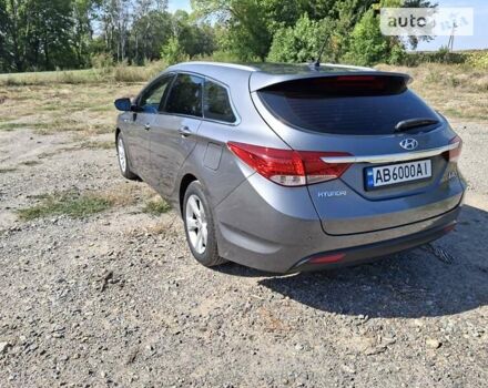 Серый Хендай и40, объемом двигателя 1.7 л и пробегом 238 тыс. км за 9500 $, фото 3 на Automoto.ua