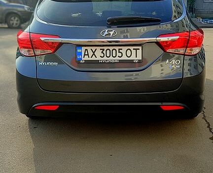 Сірий Хендай і40, об'ємом двигуна 1.7 л та пробігом 253 тис. км за 10000 $, фото 2 на Automoto.ua