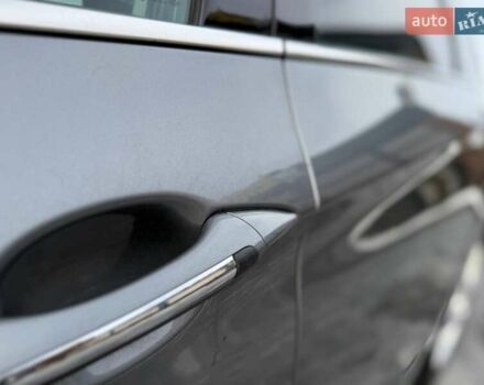 Серый Хендай и40, объемом двигателя 1.7 л и пробегом 210 тыс. км за 10599 $, фото 12 на Automoto.ua