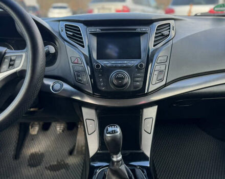 Сірий Хендай і40, об'ємом двигуна 1.69 л та пробігом 220 тис. км за 9499 $, фото 30 на Automoto.ua