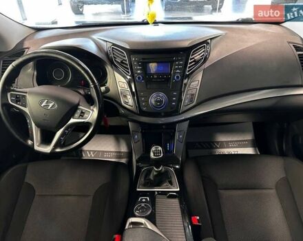 Серый Хендай и40, объемом двигателя 1.69 л и пробегом 288 тыс. км за 9300 $, фото 24 на Automoto.ua
