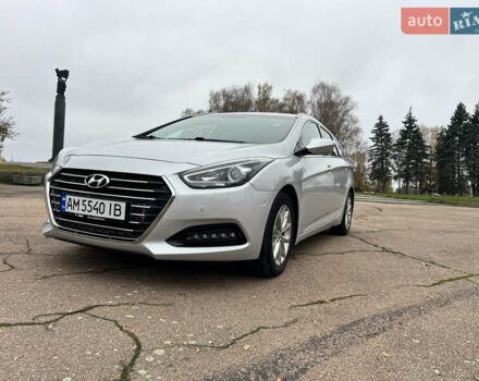 Серый Хендай и40, объемом двигателя 1.69 л и пробегом 179 тыс. км за 12700 $, фото 11 на Automoto.ua