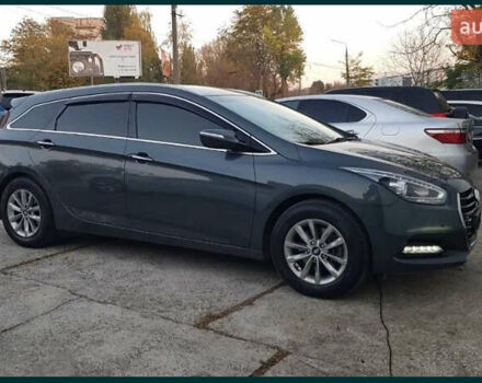 Хендай и40 2015 в Черновцах на Automoto.ua Серый Хендай и40, объемом двигателя 1.7 л и пробегом 229 тыс. км за 11700 $, фото 18 на Automoto.ua