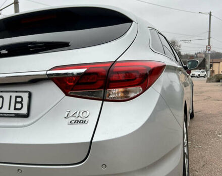 Серый Хендай и40, объемом двигателя 1.69 л и пробегом 179 тыс. км за 12700 $, фото 1 на Automoto.ua