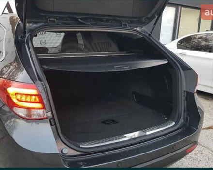 Хендай и40 2015 в Черновцах на Automoto.ua Серый Хендай и40, объемом двигателя 1.7 л и пробегом 229 тыс. км за 11700 $, фото 19 на Automoto.ua