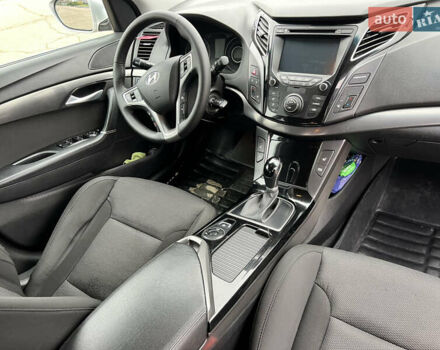 Серый Хендай и40, объемом двигателя 1.69 л и пробегом 179 тыс. км за 12700 $, фото 4 на Automoto.ua