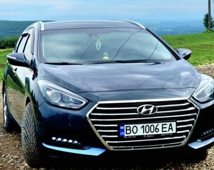 Серый Хендай и40, объемом двигателя 1.7 л и пробегом 217 тыс. км за 11999 $, фото 1 на Automoto.ua