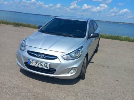 Хендай і40 2011 у Одесі на Automoto.ua Сірий Хендай і40, об'ємом двигуна 1.4 л та пробігом 95 тис. км за 7300 $, фото 1 на Automoto.ua