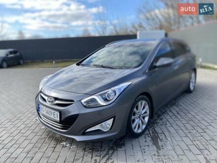 Хендай и40 2011 в Радивилове на Automoto.ua Серый Хендай и40, объемом двигателя 1.69 л и пробегом 140 тыс. км за 8650 $, фото 1 на Automoto.ua