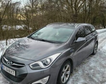 Серый Хендай и40, объемом двигателя 1.69 л и пробегом 226 тыс. км за 7000 $, фото 1 на Automoto.ua