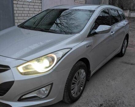 Серый Хендай и40, объемом двигателя 1.7 л и пробегом 260 тыс. км за 9500 $, фото 1 на Automoto.ua