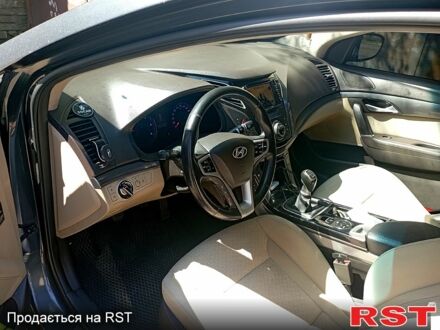 Хендай и40 2013 в Черкассах на Automoto.ua Серый Хендай и40, объемом двигателя 1.7 л и пробегом 0 тыс. км за 10000 $, фото 1 на Automoto.ua